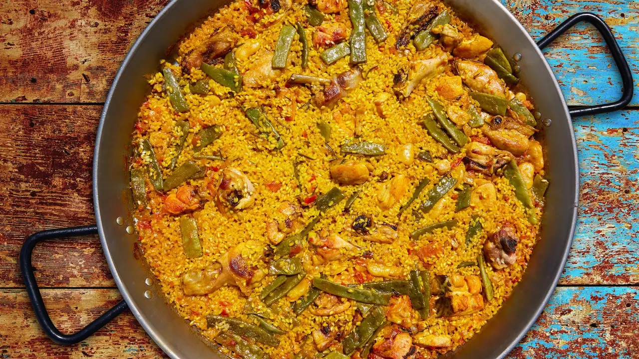Paella from Spain chicken and rabbit rice recipe from Valencia