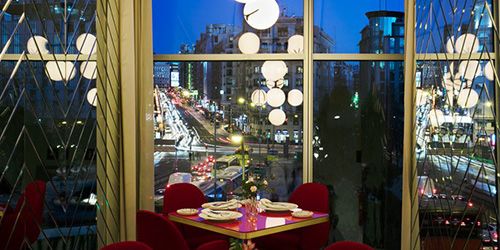 Sala-Somos-noche-980x440